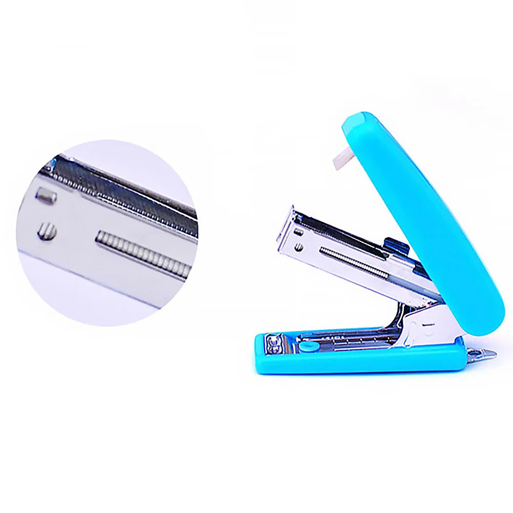 Random Color Stapler Solid Office Stationery Cute Mini Without Stapler Student Use Small Portable Plastic For No. 10 Staples