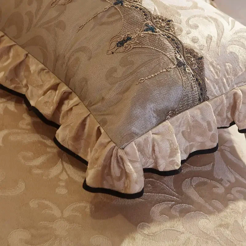 3 Pcs Bedspread on Bed Luxury Lace Bed Skirt Thicken Beautiful Bed Linen Cal Bedding Sheets Home Bedspreads Queen/King Size