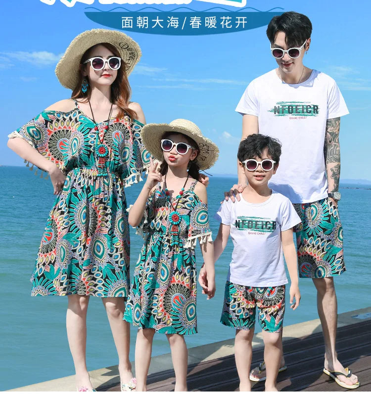 Family Matching Outfits Summer Beach Mother Daughter Floral Dresses Dad Son Cotton T-shirt & Shorts Couple Outfit Seaside