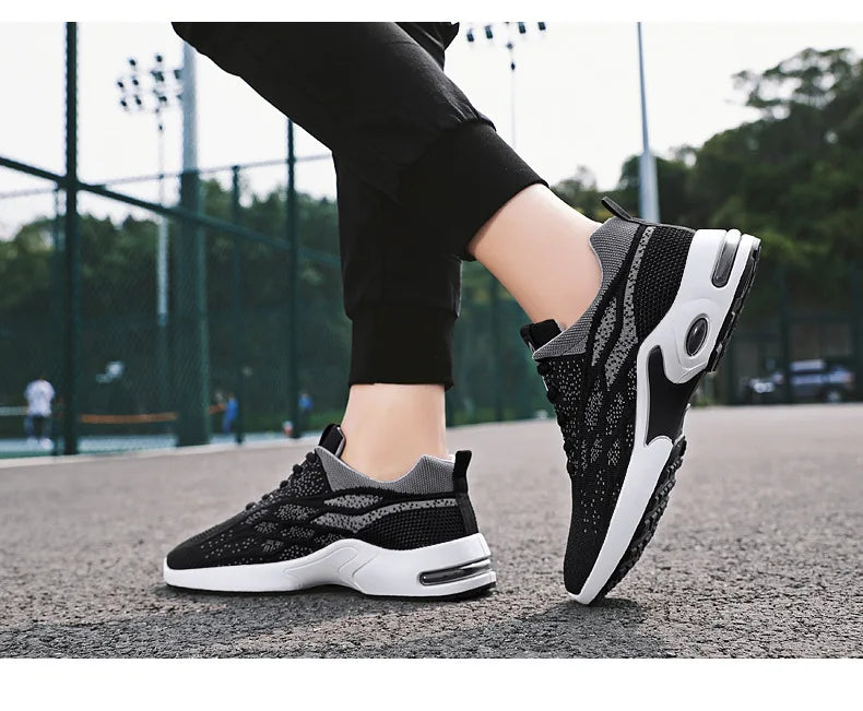 Breathable lace-up running shoes Korean version light casual sports shoes