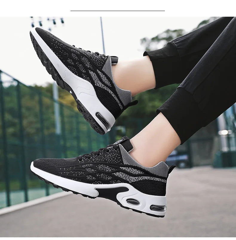 Breathable lace-up running shoes Korean version light casual sports shoes